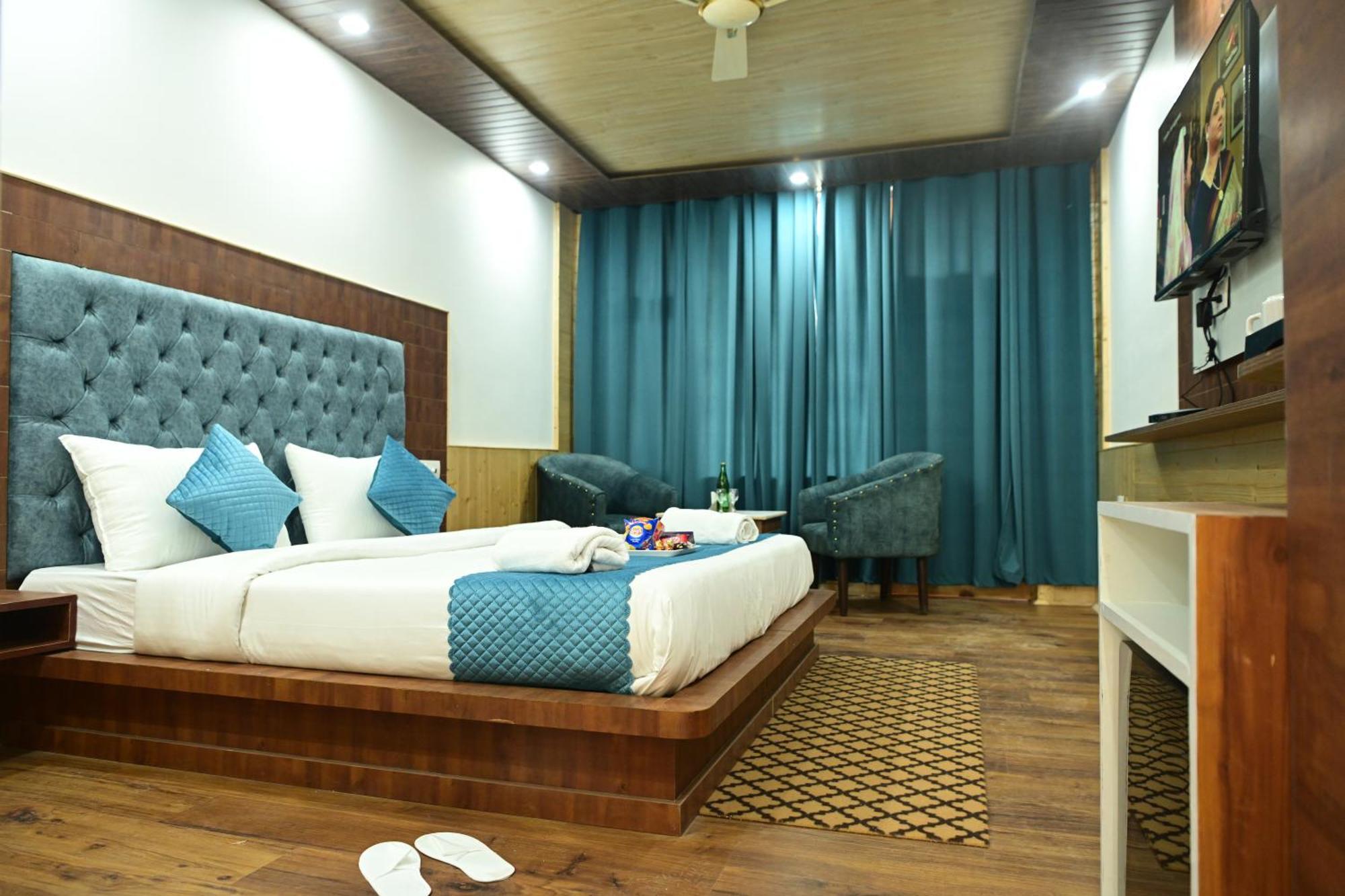 Nirvana Hills With Balcony And Open Terrace 4* Manali (Himachal Pradesh)