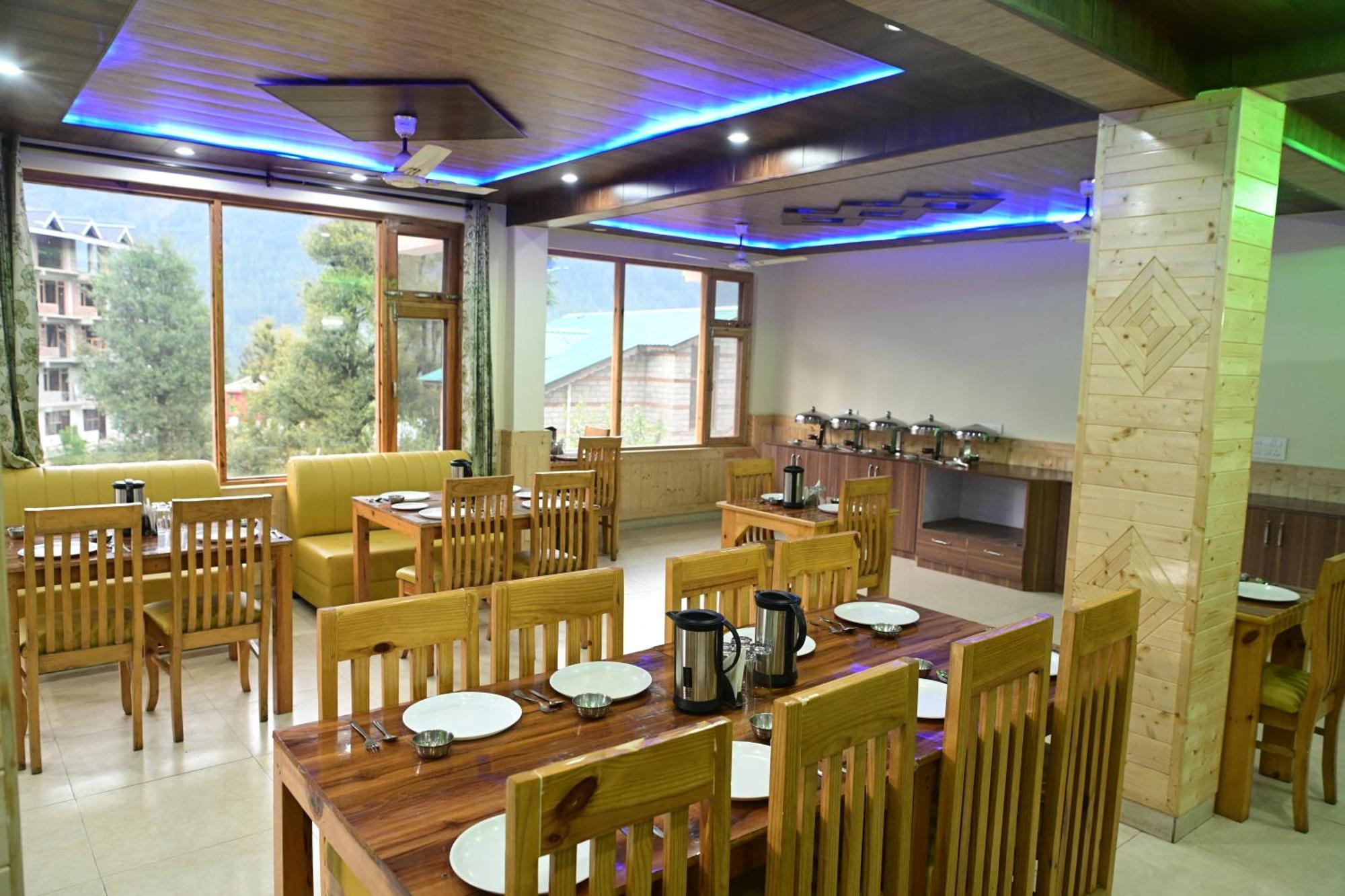 Nirvana Hills With Balcony And Open Terrace